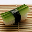 N16. Agurk Nigiri (2 stk.)