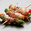 S1. Asparges Svøbt i Bacon Stick (3 stk.)